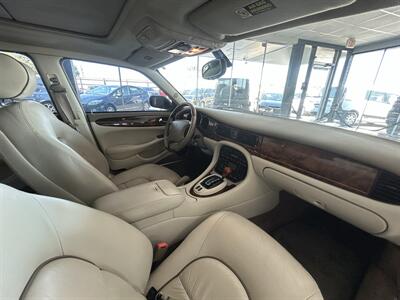 2002 Jaguar XJ8 Vanden Plas - Photo 24 - Oklahoma City, OK 73112