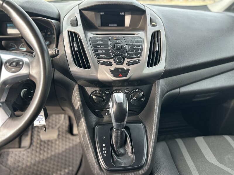 2016 Ford Transit Connect XLT - Photo 12 - Oklahoma City, OK 73112