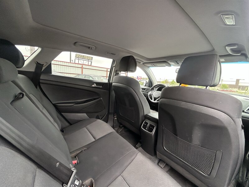 2018 Hyundai TUCSON Value - Photo 18 - Oklahoma City, OK 73112