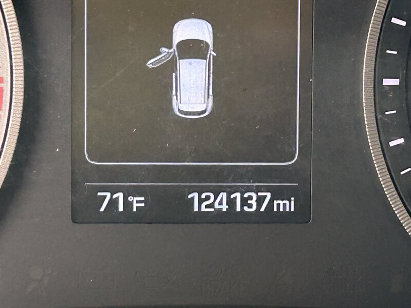 2018 Hyundai TUCSON Value - Photo 12 - Oklahoma City, OK 73112