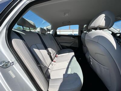 2016 Hyundai SONATA Hybrid SE   - Photo 19 - Oklahoma City, OK 73112