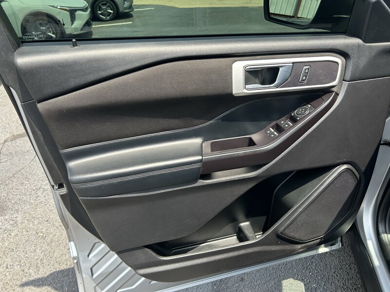 2020 Ford Explorer XLT - Photo 10 - Oklahoma City, OK 73112