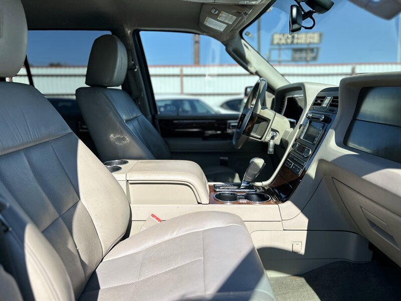 2014 Lincoln Navigator L - Photo 28 - Oklahoma City, OK 73112