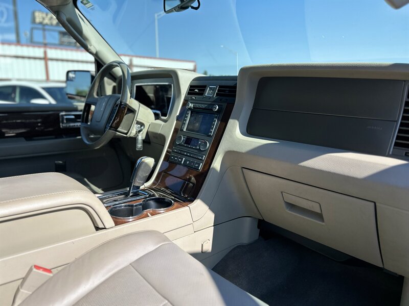 2014 Lincoln Navigator L - Photo 27 - Oklahoma City, OK 73112