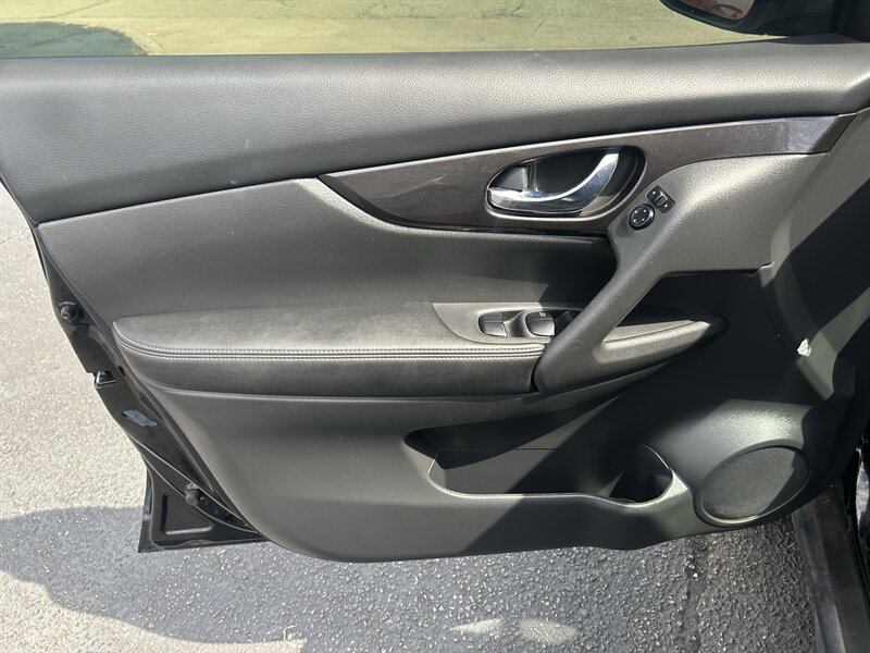 2018 Nissan Rogue S - Photo 9 - Oklahoma City, OK 73112