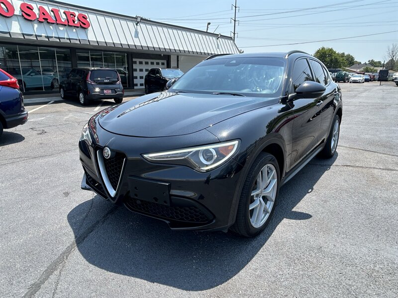 2018 Alfa Romeo Stelvio Sport   - Photo 1 - Oklahoma City, OK 73112