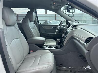 2014 Chevrolet Traverse LT - Photo 17 - Oklahoma City, OK 73112