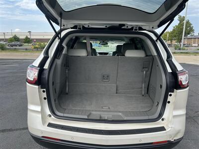 2014 Chevrolet Traverse LT - Photo 9 - Oklahoma City, OK 73112