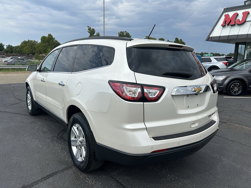 2014 Chevrolet Traverse LT - Photo 8 - Oklahoma City, OK 73112