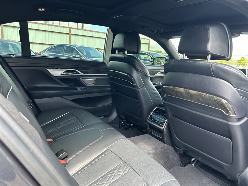 2017 BMW 750i - Photo 26 - Oklahoma City, OK 73112