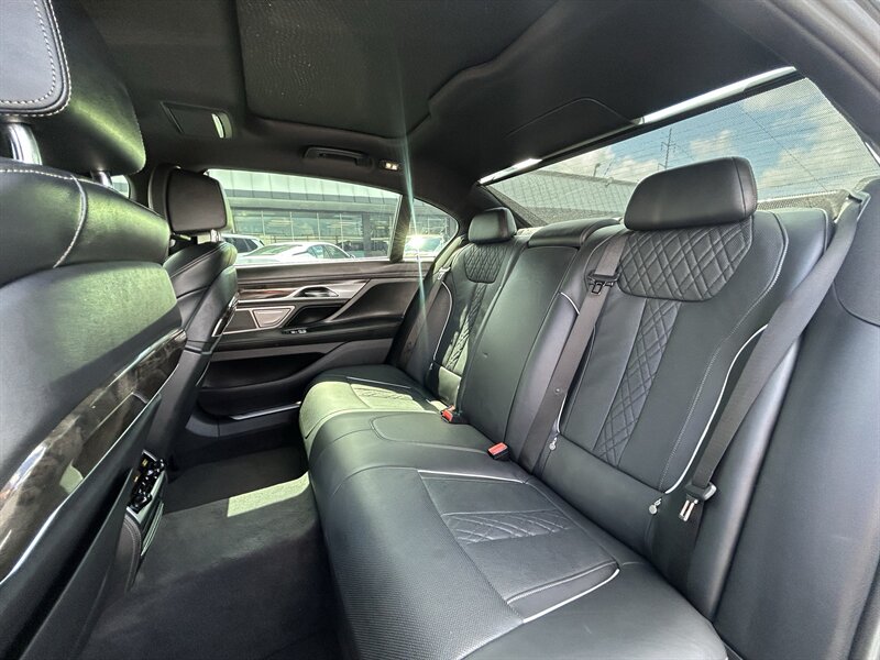 2017 BMW 750i - Photo 23 - Oklahoma City, OK 73112