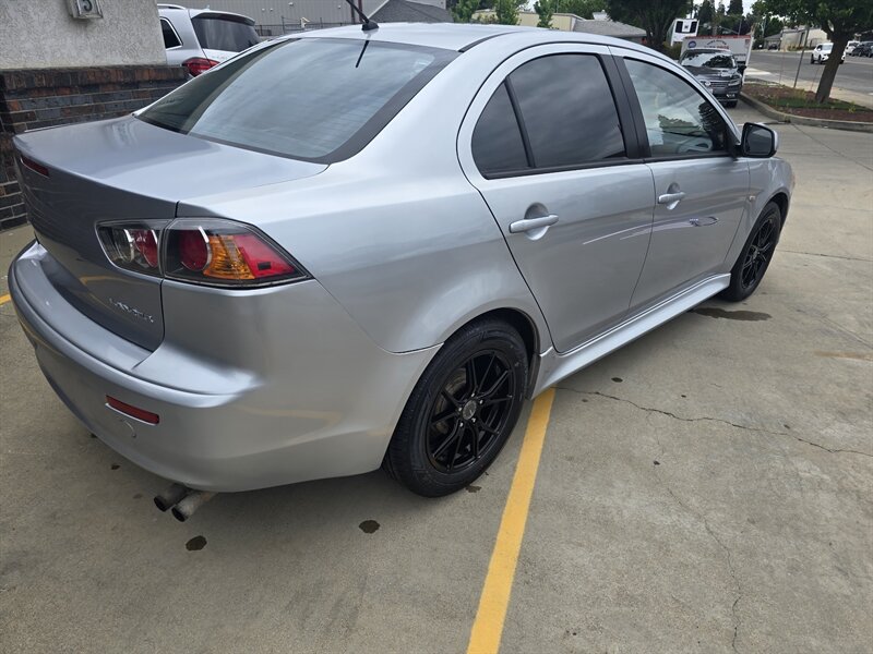 2014 Mitsubishi Lancer ES - Photo 5 - Yuba City, CA 95993