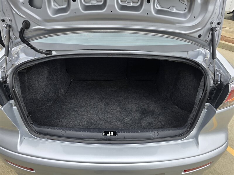 2014 Mitsubishi Lancer ES - Photo 17 - Yuba City, CA 95993