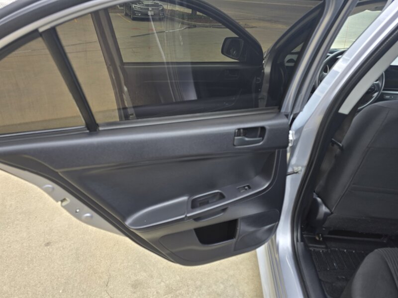 2014 Mitsubishi Lancer ES - Photo 14 - Yuba City, CA 95993