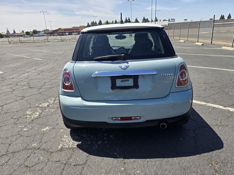 2013 MINI Cooper Cooper - Photo 6 - Yuba City, CA 95993