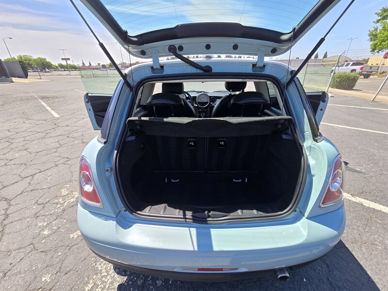 2013 MINI Cooper Cooper - Photo 11 - Yuba City, CA 95993