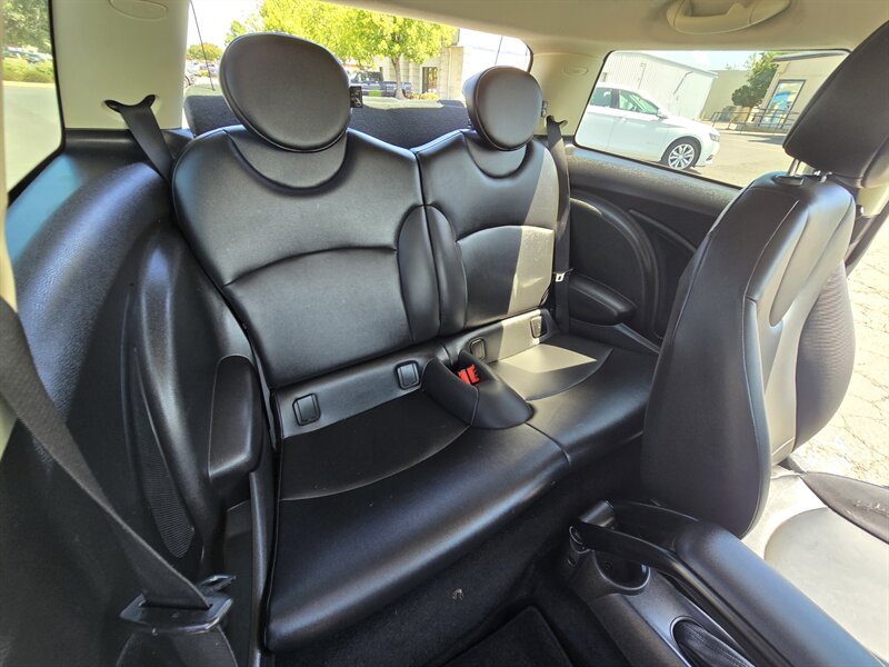 2013 MINI Cooper Cooper - Photo 14 - Yuba City, CA 95993
