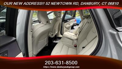 2025 Volvo XC60 B5 Plus Dark Theme   - Photo 27 - Danbury, CT 06810