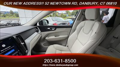 2025 Volvo XC60 B5 Plus Dark Theme   - Photo 17 - Danbury, CT 06810