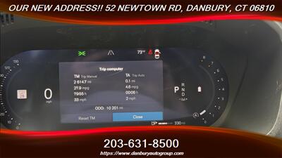 2025 Volvo XC60 B5 Plus Dark Theme   - Photo 22 - Danbury, CT 06810