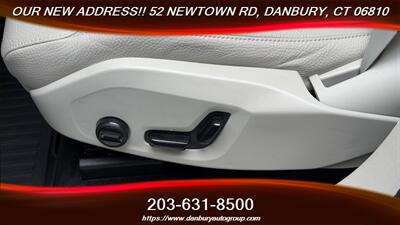 2025 Volvo XC60 B5 Plus Dark Theme   - Photo 15 - Danbury, CT 06810