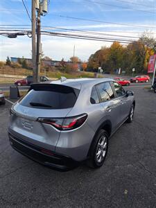 2024 Honda HR-V LX - Photo 10 - Danbury, CT 06810
