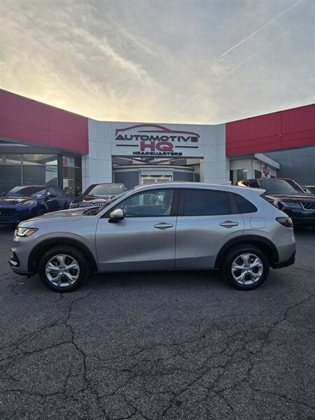 2024 Honda HR-V LX   - Photo 1 - Danbury, CT 06810