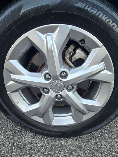 2024 Honda HR-V LX - Photo 8 - Danbury, CT 06810
