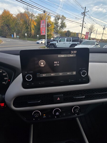 2024 Honda HR-V LX - Photo 22 - Danbury, CT 06810