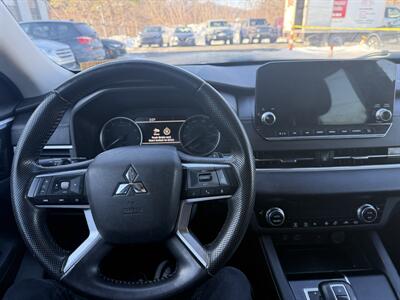 2022 Mitsubishi Outlander SE Launch Edition   - Photo 10 - Danbury, CT 06810