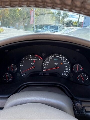 2004 Chevrolet Corvette - Photo 25 - Danbury, CT 06810