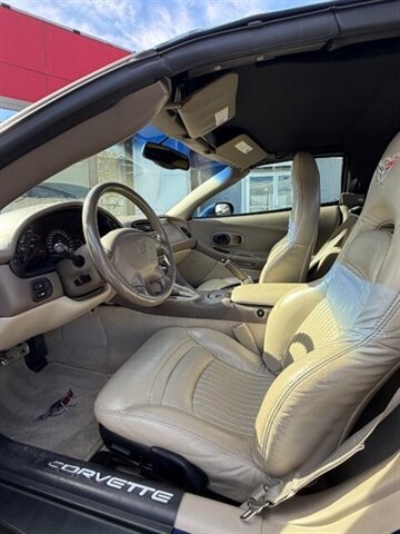 2004 Chevrolet Corvette - Photo 12 - Danbury, CT 06810