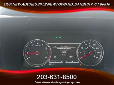 2022 Kia Sorento S   - Photo 14 - Danbury, CT 06810
