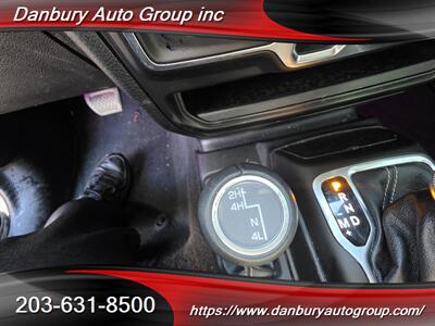 2020 Jeep Wrangler Unlimited Sahara   - Photo 15 - Danbury, CT 06810