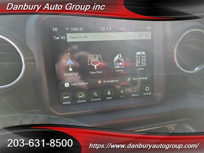 2020 Jeep Wrangler Unlimited Sahara   - Photo 12 - Danbury, CT 06810
