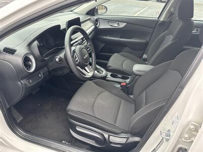 2024 Kia Forte LX   - Photo 12 - Danbury, CT 06810