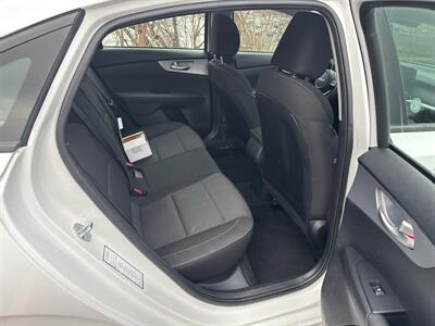 2024 Kia Forte LX   - Photo 8 - Danbury, CT 06810