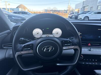 2023 Hyundai Elantra Limited   - Photo 10 - Danbury, CT 06810