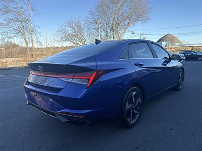 2023 Hyundai Elantra Limited   - Photo 6 - Danbury, CT 06810