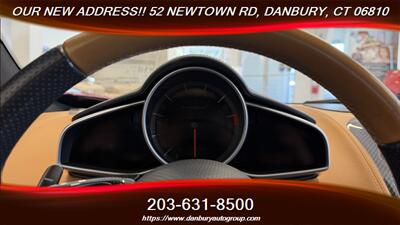 2012 McLaren MP4-12C - Photo 41 - Danbury, CT 06810