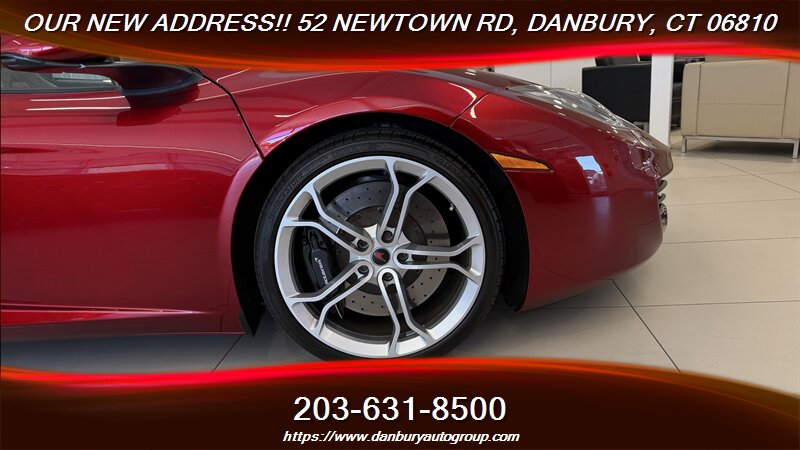 2012 McLaren MP4-12C - Photo 18 - Danbury, CT 06810