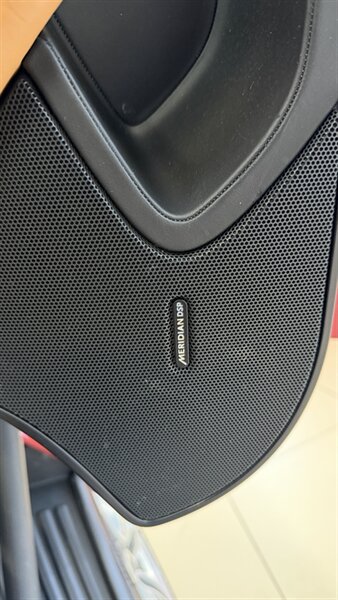 2012 McLaren MP4-12C - Photo 30 - Danbury, CT 06810