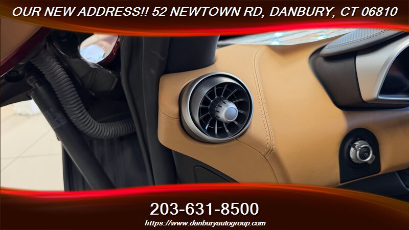 2012 McLaren MP4-12C - Photo 31 - Danbury, CT 06810