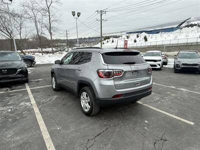 2022 Jeep Compass Latitude - Photo 4 - Danbury, CT 06810
