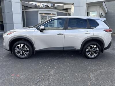 2023 Nissan Rogue SV - Photo 3 - Danbury, CT 06810
