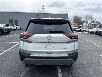 2023 Nissan Rogue SV   - Photo 5 - Danbury, CT 06810