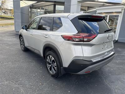 2023 Nissan Rogue SV - Photo 4 - Danbury, CT 06810