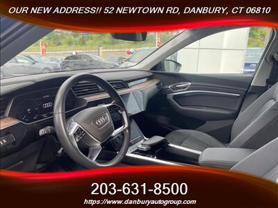 2019 Audi e-tron quattro Premium Plus - Photo 12 - Danbury, CT 06810