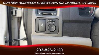 2011 Honda CR-V SE   - Photo 16 - Danbury, CT 06810