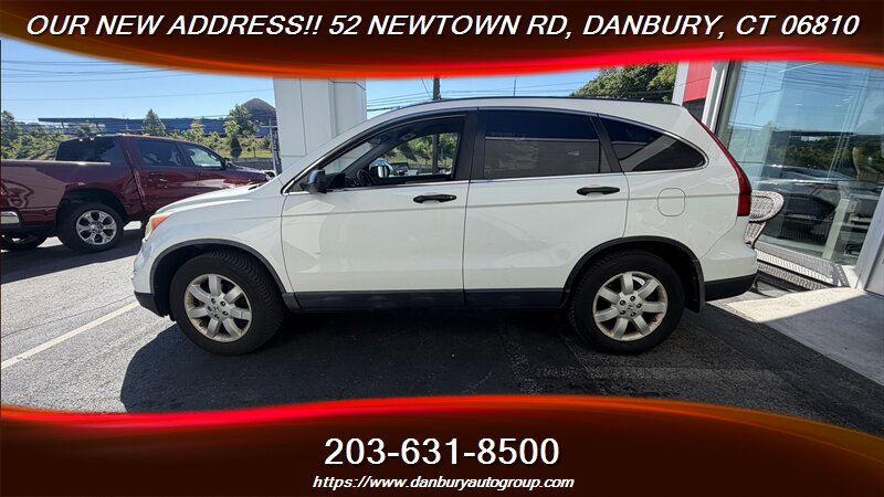 2011 Honda CR-V SE - Photo 2 - Danbury, CT 06810